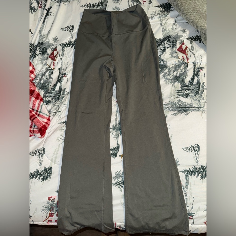 90 Degree by Reflex flare leggings (L)